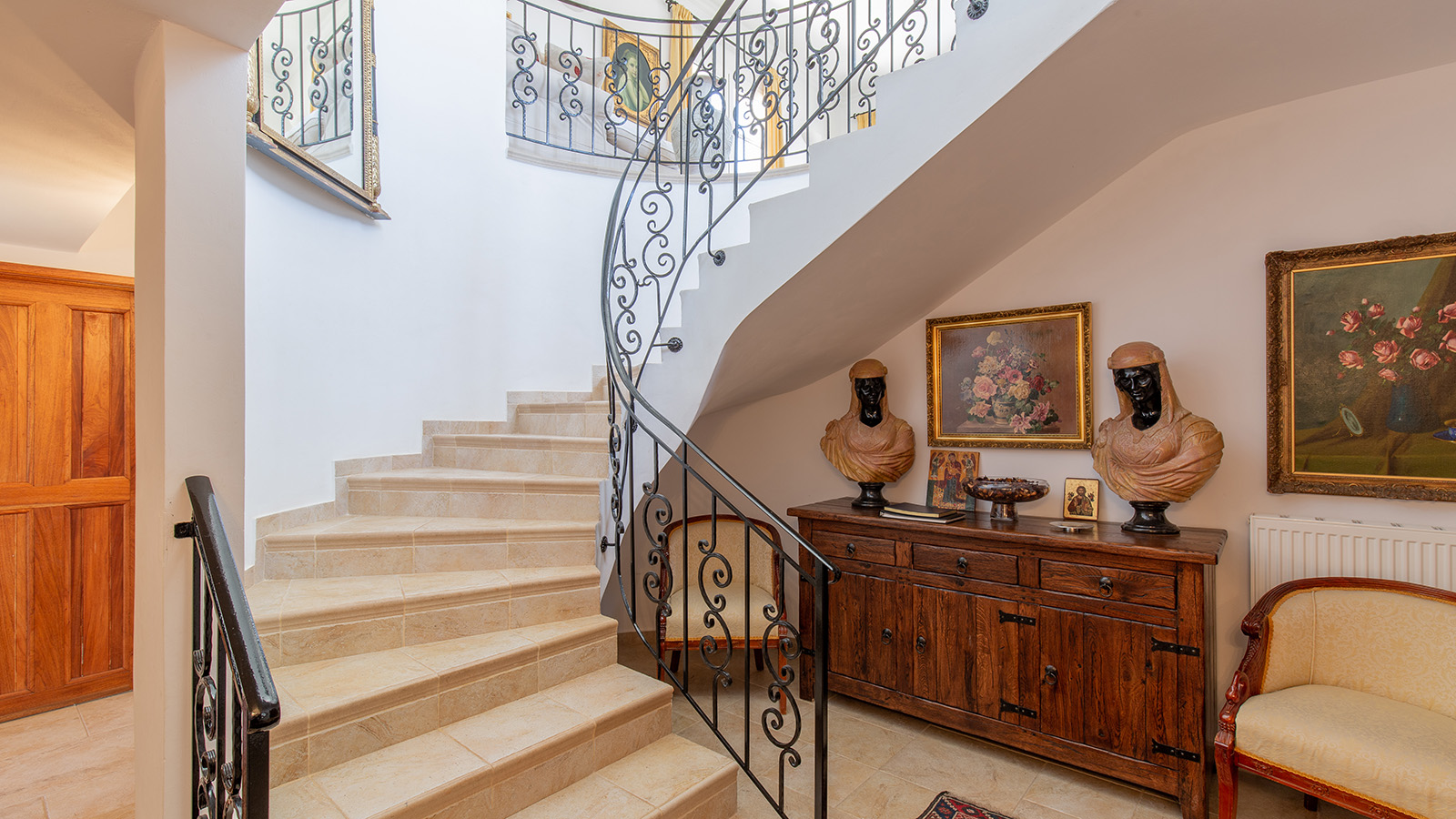 entrance at Villa Loukia, Kefalonia