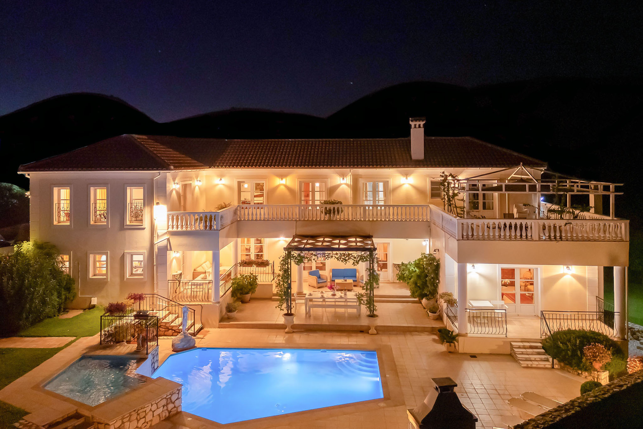 villa-kefalonia-homepage-slide3 night view at villa loukia, kefalonia, greece